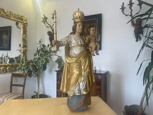 Originale Holzfigur gefaßte Madonna mIt Kind Barockfigur A4273