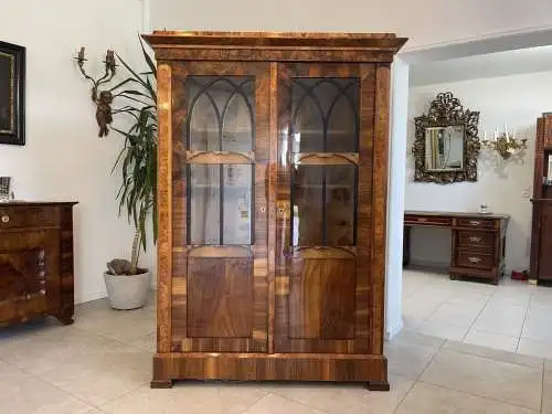 Sale Biedermeier Vitrine Bücherschrank Nussholz A4420