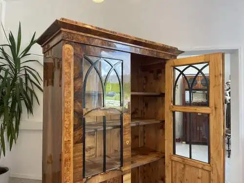 Sale Biedermeier Vitrine Bücherschrank Nussholz A4420