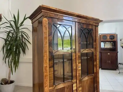 Sale Biedermeier Vitrine Bücherschrank Nussholz A4420