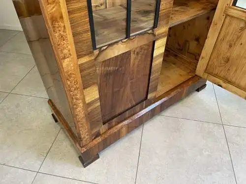 Sale Biedermeier Vitrine Bücherschrank Nussholz A4420