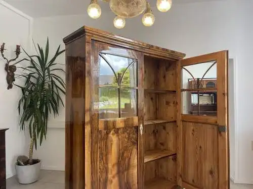 Sale Biedermeier Vitrine Bücherschrank Nussholz A4422