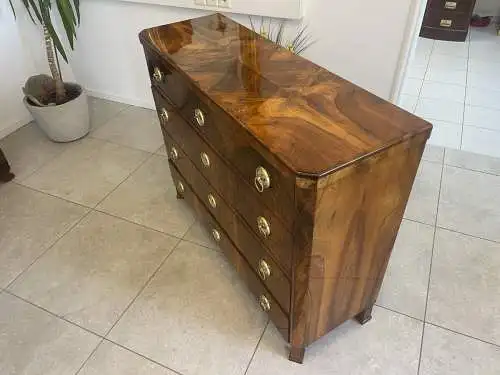 Sale Restaurierte Biedermeier Kommode Nussholz A4473