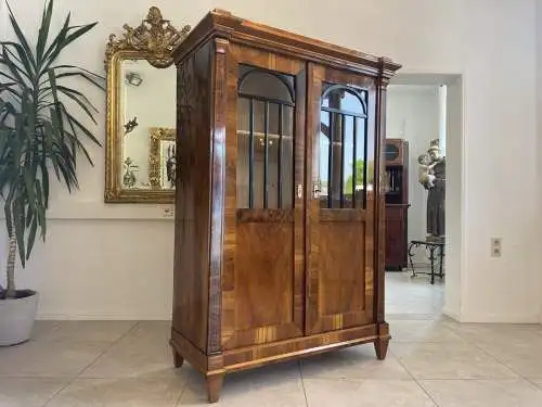 Sale Restaurierter Biedermeier Vitrine Bücherschrank A4476