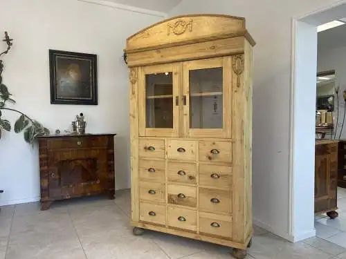 Bäuerliche Vitrine Bauernvitrine Naturholz Bücherschrank A4573