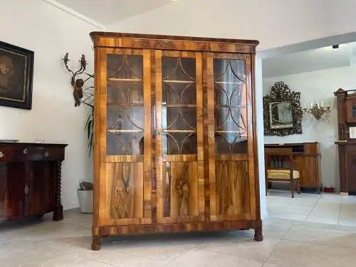 Restaurierte Biedermeier Vitrine Bücherschrank Glasschrank  A4751