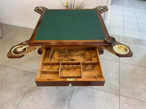 Restaurierter Biedermeier Spieltisch Schachtisch Nussholz A4743