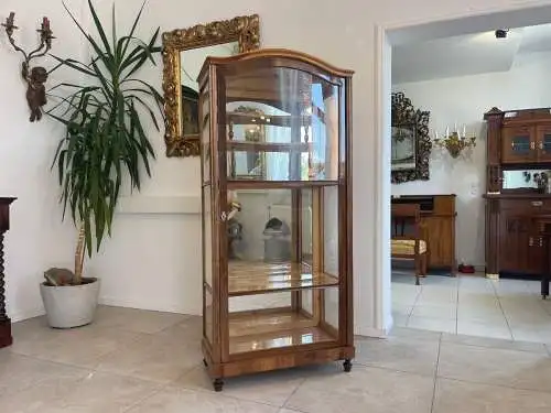 Restaurierte Spätbiedermeier Vitrine Sammlervitrine Nussholz A4748