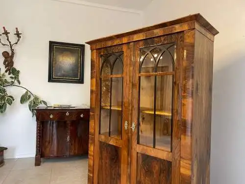 Sale Biedermeier Vitrine Bücherschrank Nussholz A4933