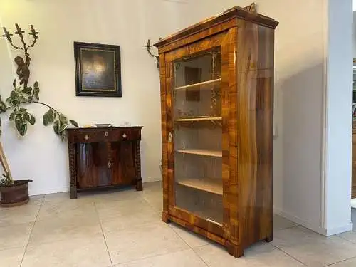 Sale Restaurierte Biedermeier Vitrine Bücherschrank A5004