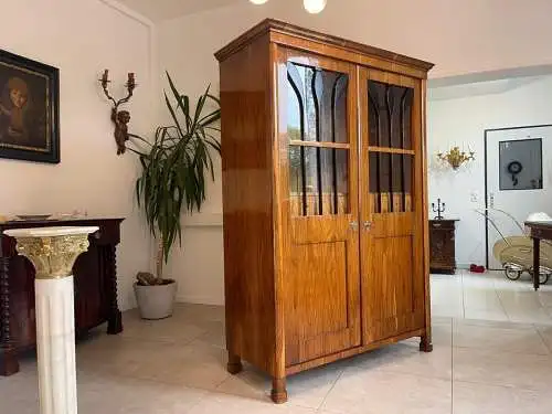 Antiquität Sale Biedermeier Vitrine Bücherschrank Nussholz A4932