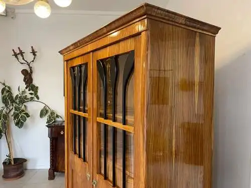 Antiquität Sale Biedermeier Vitrine Bücherschrank Nussholz A4932