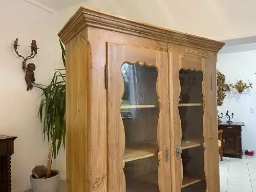 Bauernschrank Bäuerliche Vitrine Bauernvitrine Bücherschrank A5027