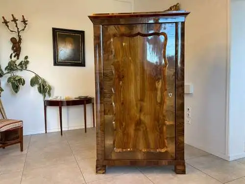 SALE Biedermeier Schrank Kledierschrank Kasten Nussholz A5106