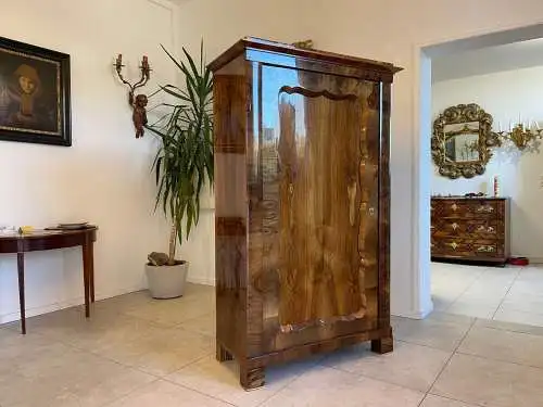 SALE Biedermeier Schrank Kledierschrank Kasten Nussholz A5106