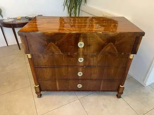 Restaurierte Biedermeier Schreibkommode Nussholz A5105