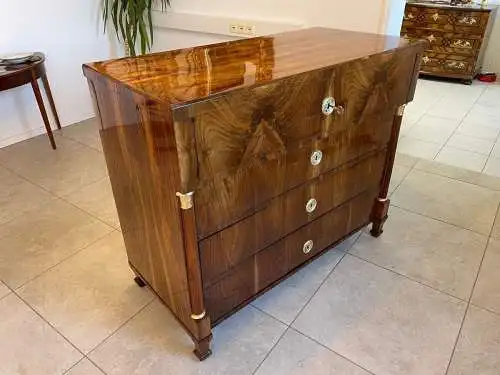 Restaurierte Biedermeier Schreibkommode Nussholz A5105