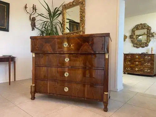 Restaurierte Biedermeier Schreibkommode Nussholz A5105