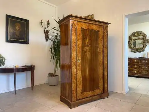 SALE Biedermeier Schrank Kasten Kleiderschrank Nussholz A5103