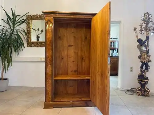 SALE Biedermeier Schrank Kasten Kleiderschrank Nussholz A5103