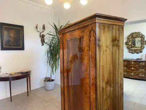 SALE Biedermeier Schrank Kasten Kleiderschrank Nussholz A5103