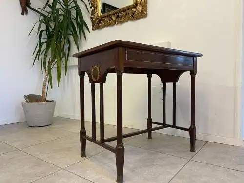 Jugendstil Tisch Beistelltisch Designertisch Eichenholz A5125