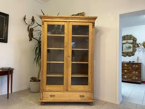 bäuerliche Vitrine Bauernvitrine Bauernschrank Naturholz Bücherschrank A5132