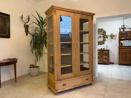 bäuerliche Vitrine Bauernvitrine Bauernschrank Naturholz Bücherschrank A5132