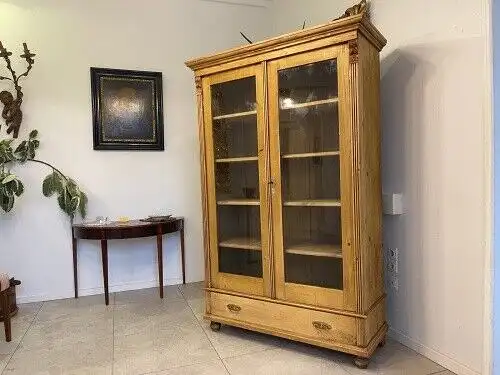 bäuerliche Vitrine Bauernvitrine Bauernschrank Naturholz Bücherschrank A5132