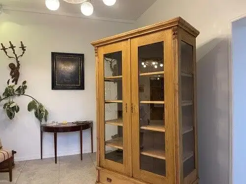 bäuerliche Vitrine Bauernvitrine Bauernschrank Naturholz Bücherschrank A5132