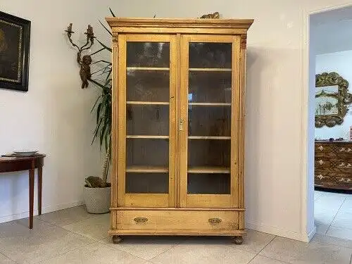 Bäuerliche Vitrine Bauernvitrine Bauernschrank Naturholz Bücherschrank E1892