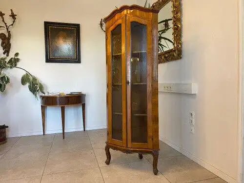 Stilvolle Vitrine im Barockstil Eckvitrine Eckschrank A5486