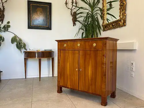 Sale Restaurierte Biedermeier Kommode Eschenholz B1960