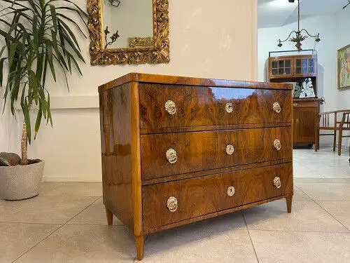 restaurierte Biedermeier Kommode 3 Ladenkommode Nussholz G1064