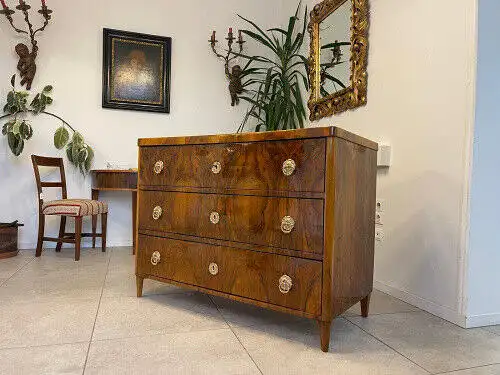 restaurierte Biedermeier Kommode 3 Ladenkommode Nussholz G1064