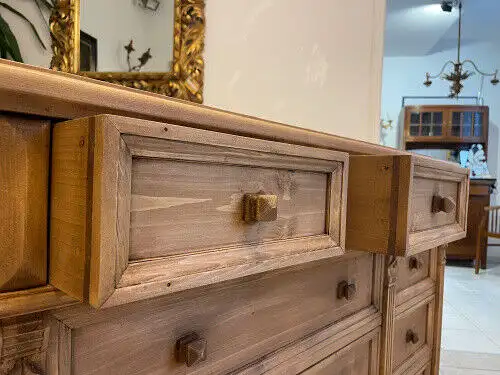 ALTER uriger Brotschrank Almerschrank Speiskasten G1041