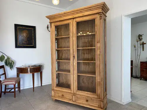 Bäuerliche Vitrine Bauernvitrine Naturholz Bücherschrank G1106