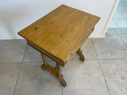 Originaler Bauerntisch Beistelltisch Tischerl Nähtischerl G1078
