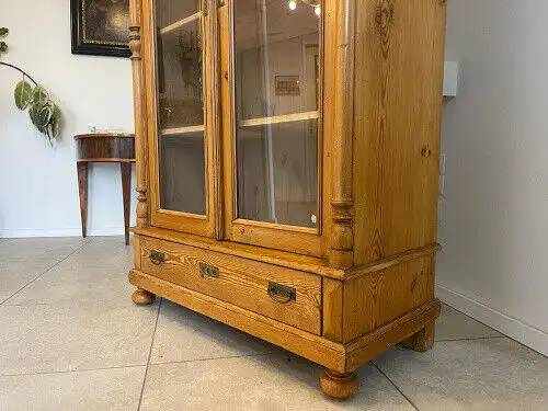 Bäuerliche Vitrine Bauernvitrine Bauernschrank Naturholz Bücherschrank Bauernmöb