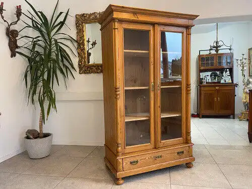 Bäuerliche Vitrine Bauernvitrine Bauernschrank Naturholz Bücherschrank Bauernmöb