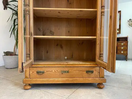 Bäuerliche Vitrine Bauernvitrine Bauernschrank Naturholz Bücherschrank Bauernmöb