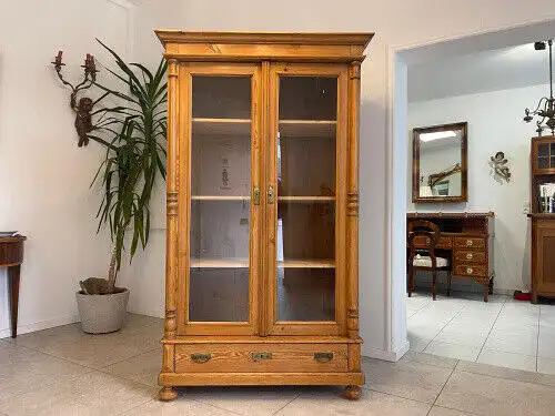 Bäuerliche Vitrine Bauernvitrine Bauernschrank Naturholz Bücherschrank Bauernmöb