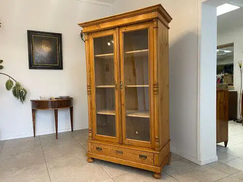 Bäuerliche Vitrine Bauernvitrine Bauernschrank Naturholz Bücherschrank Bauernmöb