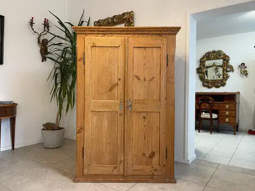 Uriger Steirischer Biedermeier  Bauernschrank Naturholzschrank G1150