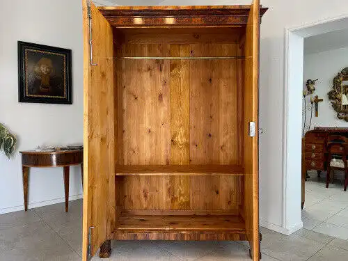 Sale Restaurierter Hallenschrank Biedermeier Schrank Kasten Antiquität G1139