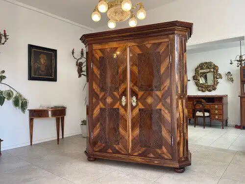 SALE Restauriert Barocker Hallenschrank Barockschrank Museumsexemplar Antiquität