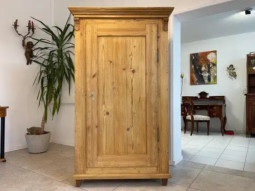 Uriger 1 türiger Bauernschrank Naturholzschrank Steiermark Bauernkasten Schrank 