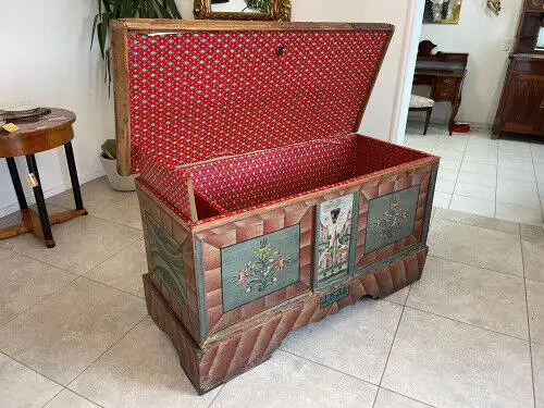 Urige handbemalte Tiroler Truhe Landhaustruhe Bauerntruhe G1236