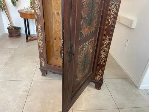 Antikes Handbemalter Bauernschrank Kasten Bauernkasten G1363