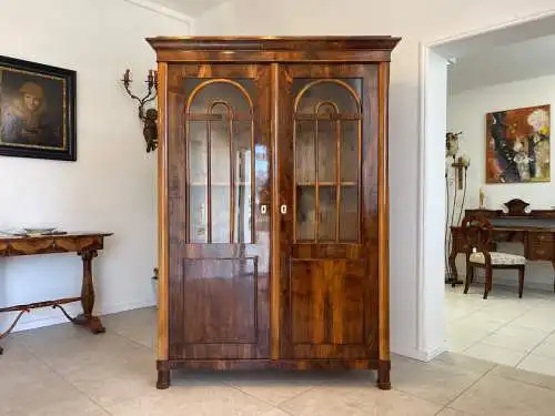 TRAUM Restaurierte Biedermeier Vitrine Bücherschrank Glasschrank ANTIQUITÄT G137